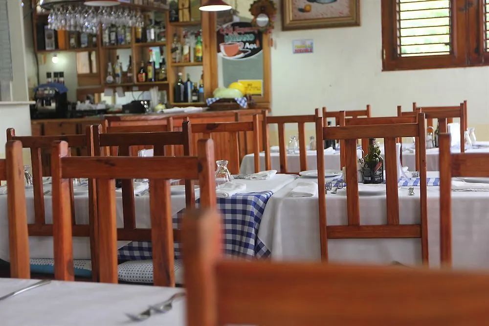 Hotel Restaurant Hamilton Boca Chica